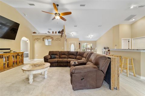 A home in DUNNELLON