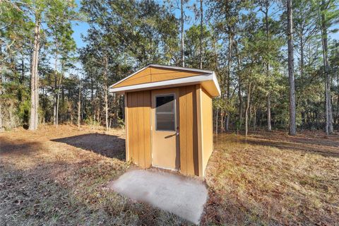 A home in DUNNELLON