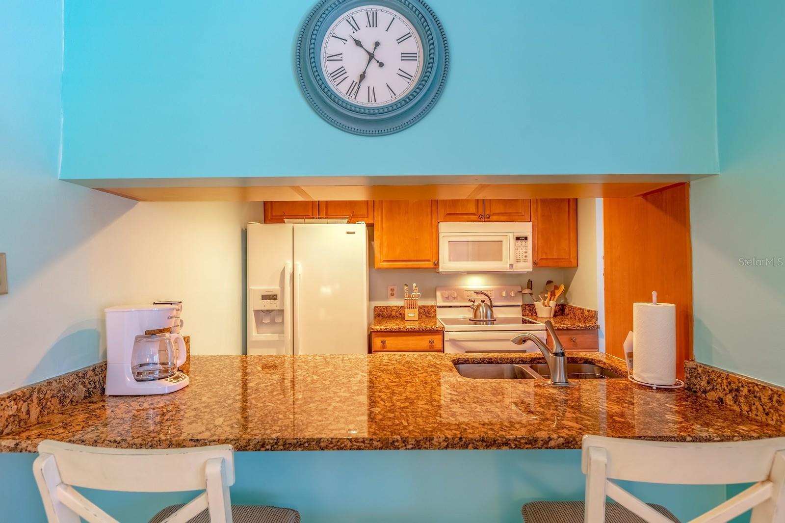 MADEIRA BEACH YACHT CLUB CONDO - Residential Lease