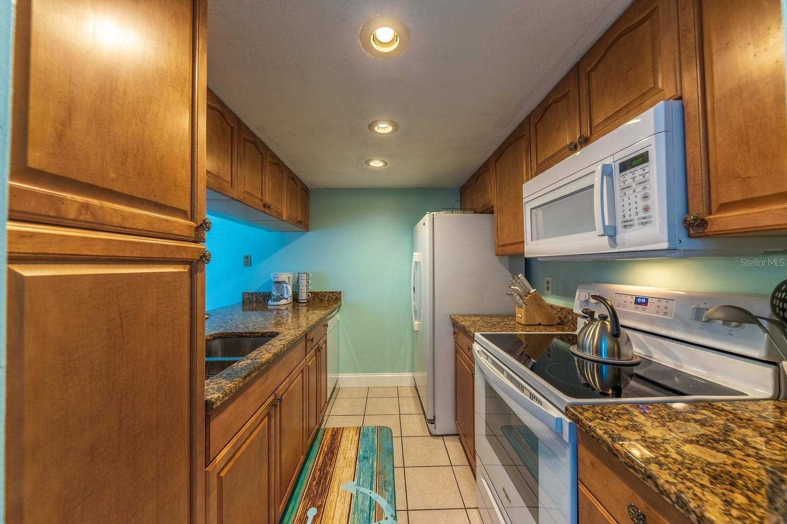 MADEIRA BEACH YACHT CLUB CONDO - Residential Lease