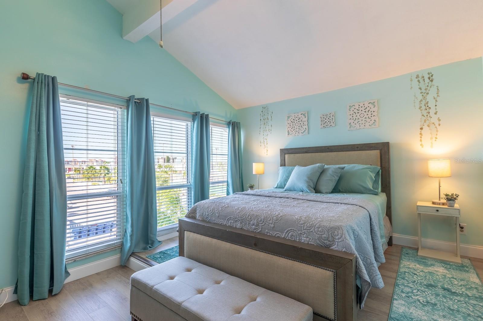 MADEIRA BEACH YACHT CLUB CONDO - Residential Lease