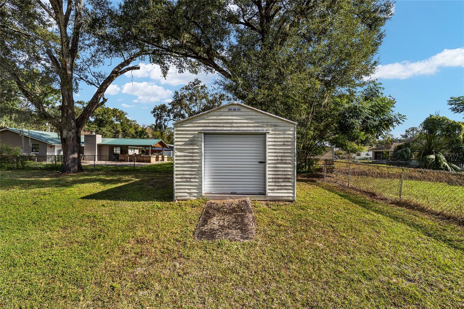 LAKE MIONA HEIGHTS - Residential