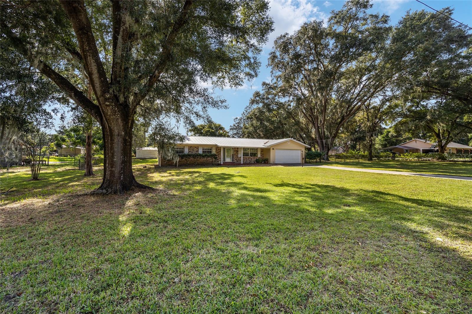 LAKE MIONA HEIGHTS - Residential