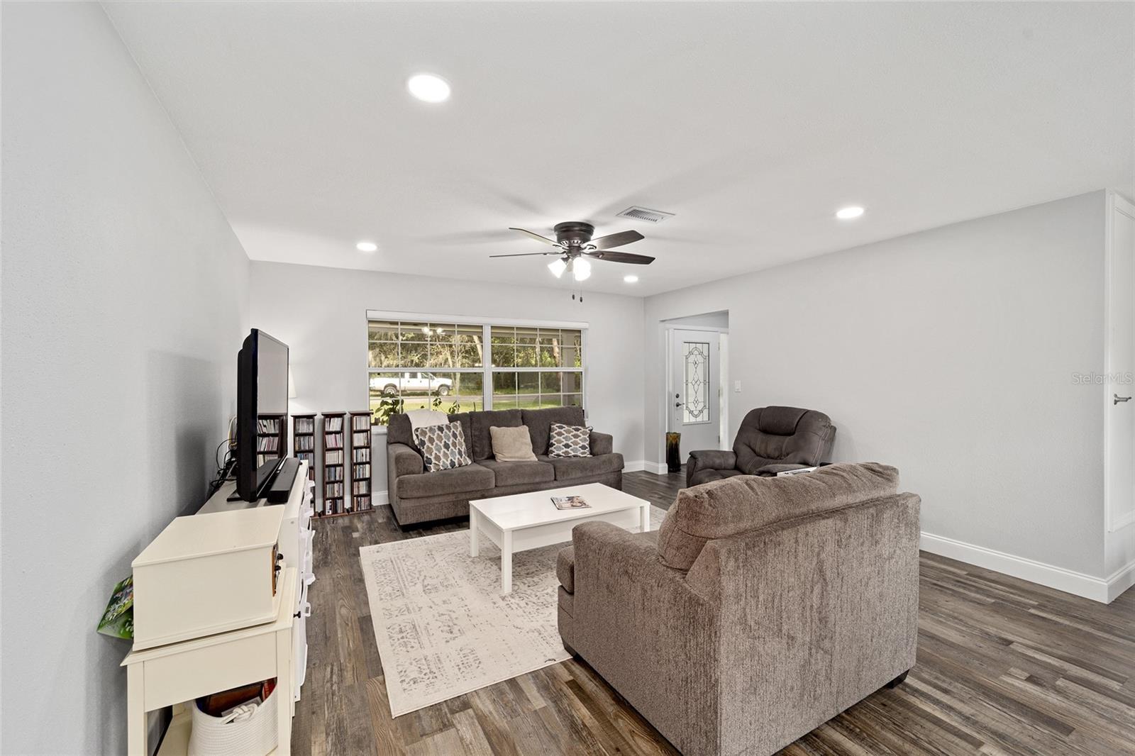 LAKE MIONA HEIGHTS - Residential