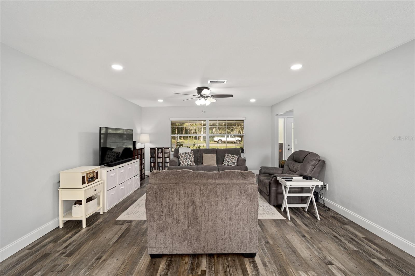 LAKE MIONA HEIGHTS - Residential