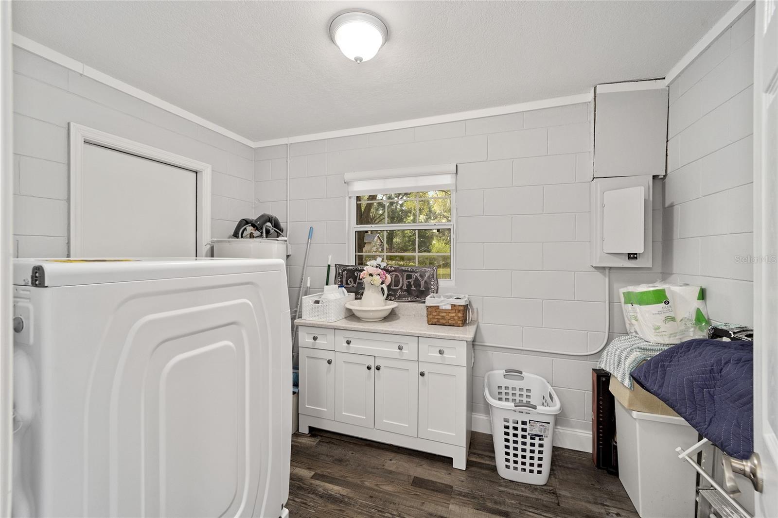 LAKE MIONA HEIGHTS - Residential