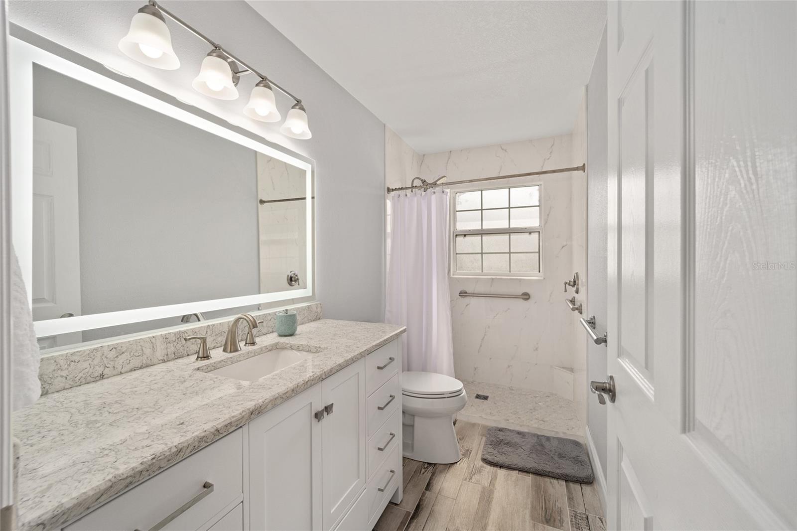 LAKE MIONA HEIGHTS - Residential