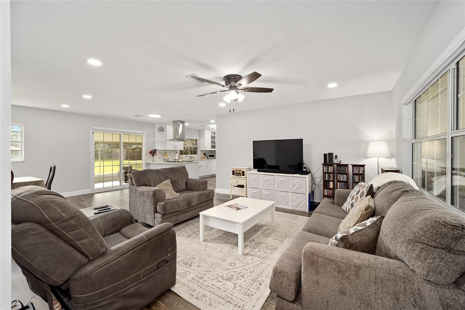 LAKE MIONA HEIGHTS - Residential