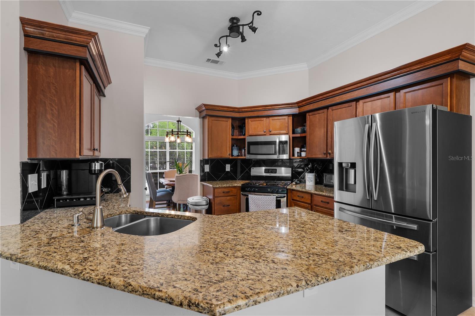 OAK GLEN PH I - Residential