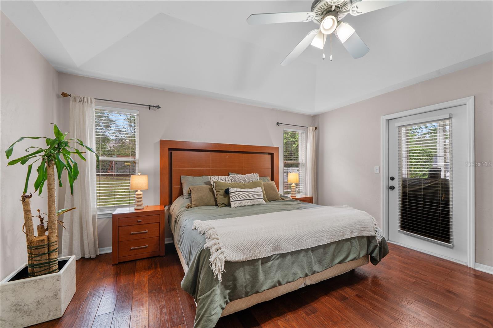 OAK GLEN PH I - Residential
