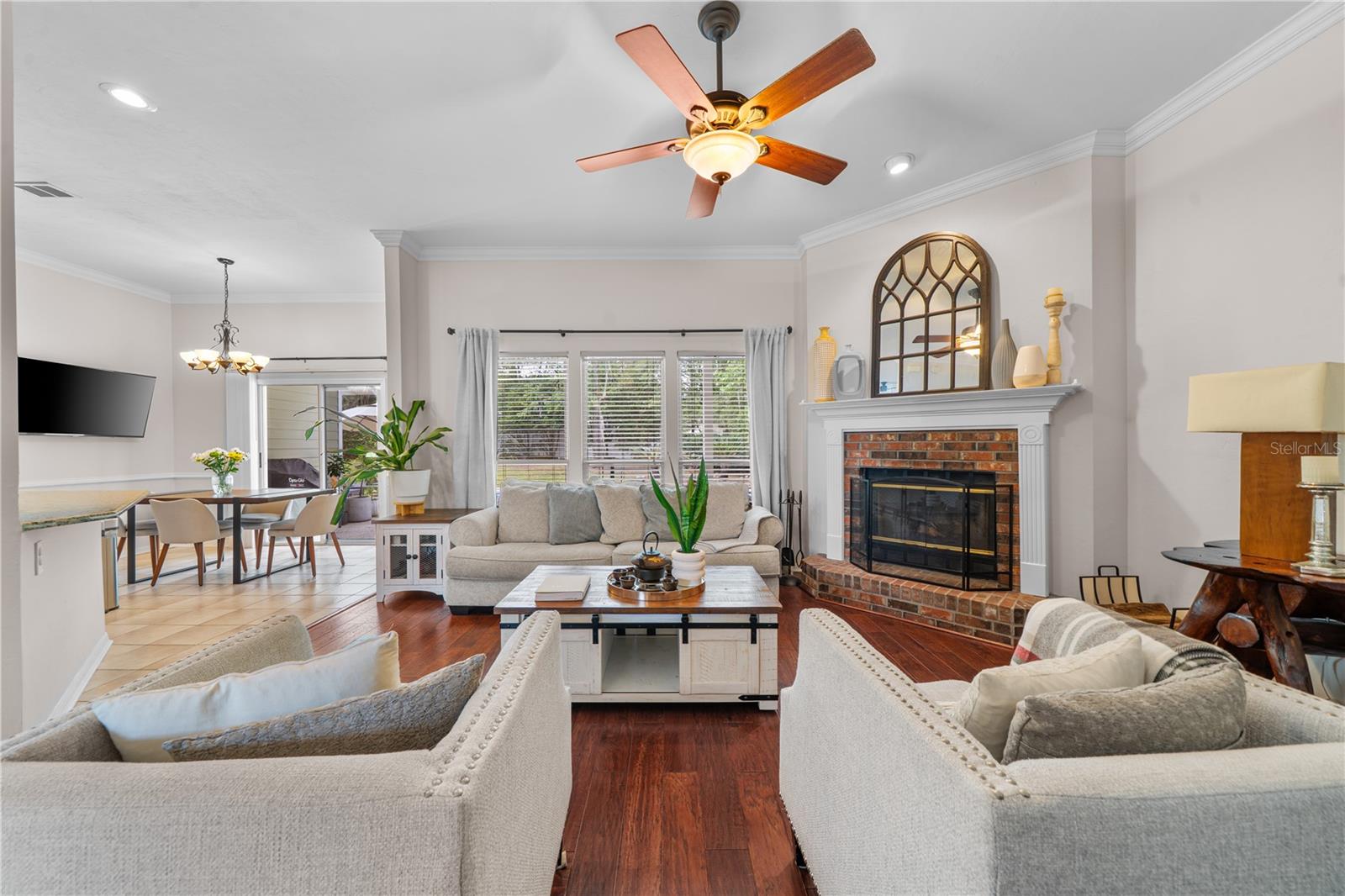 OAK GLEN PH I - Residential