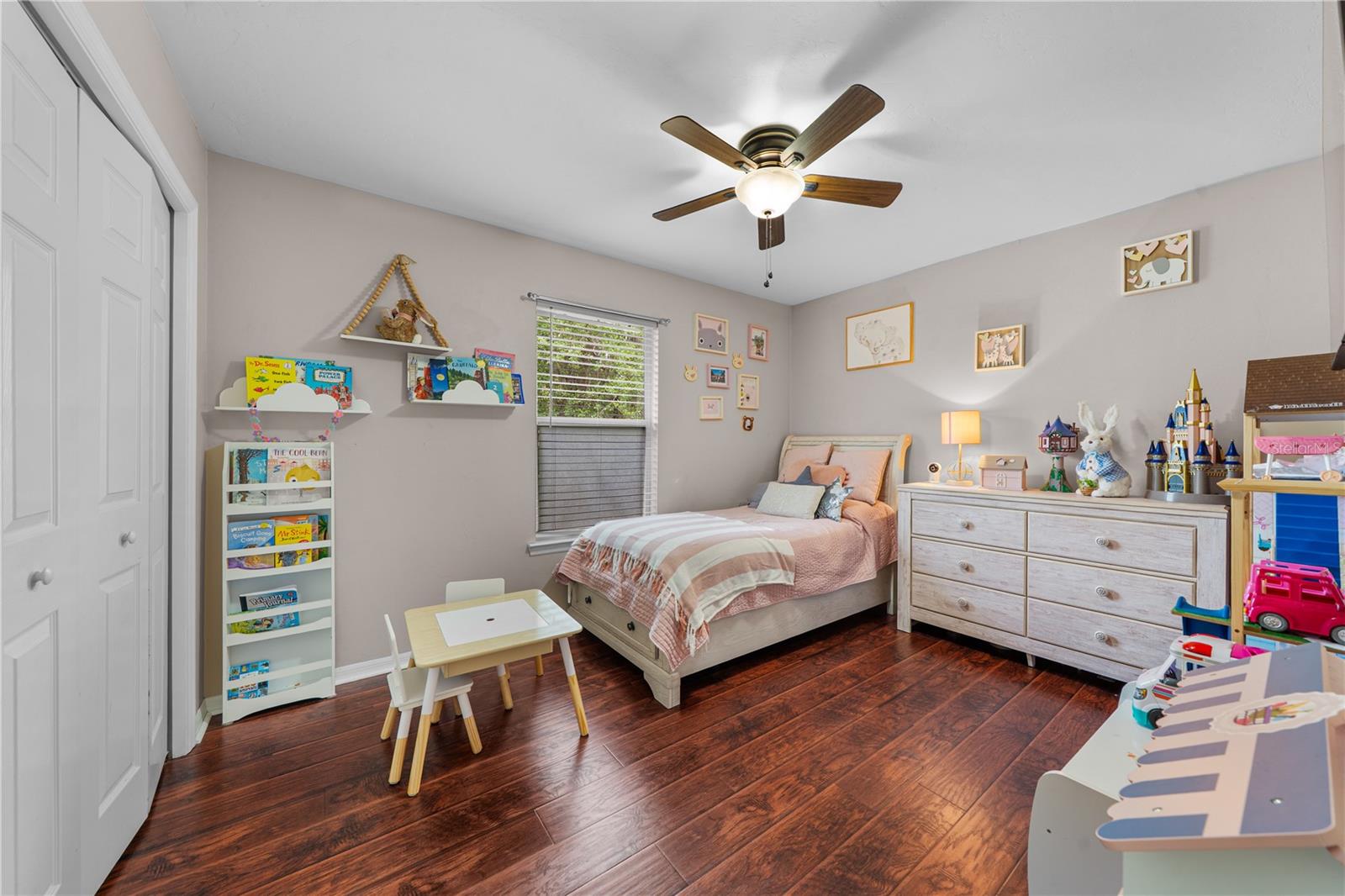OAK GLEN PH I - Residential