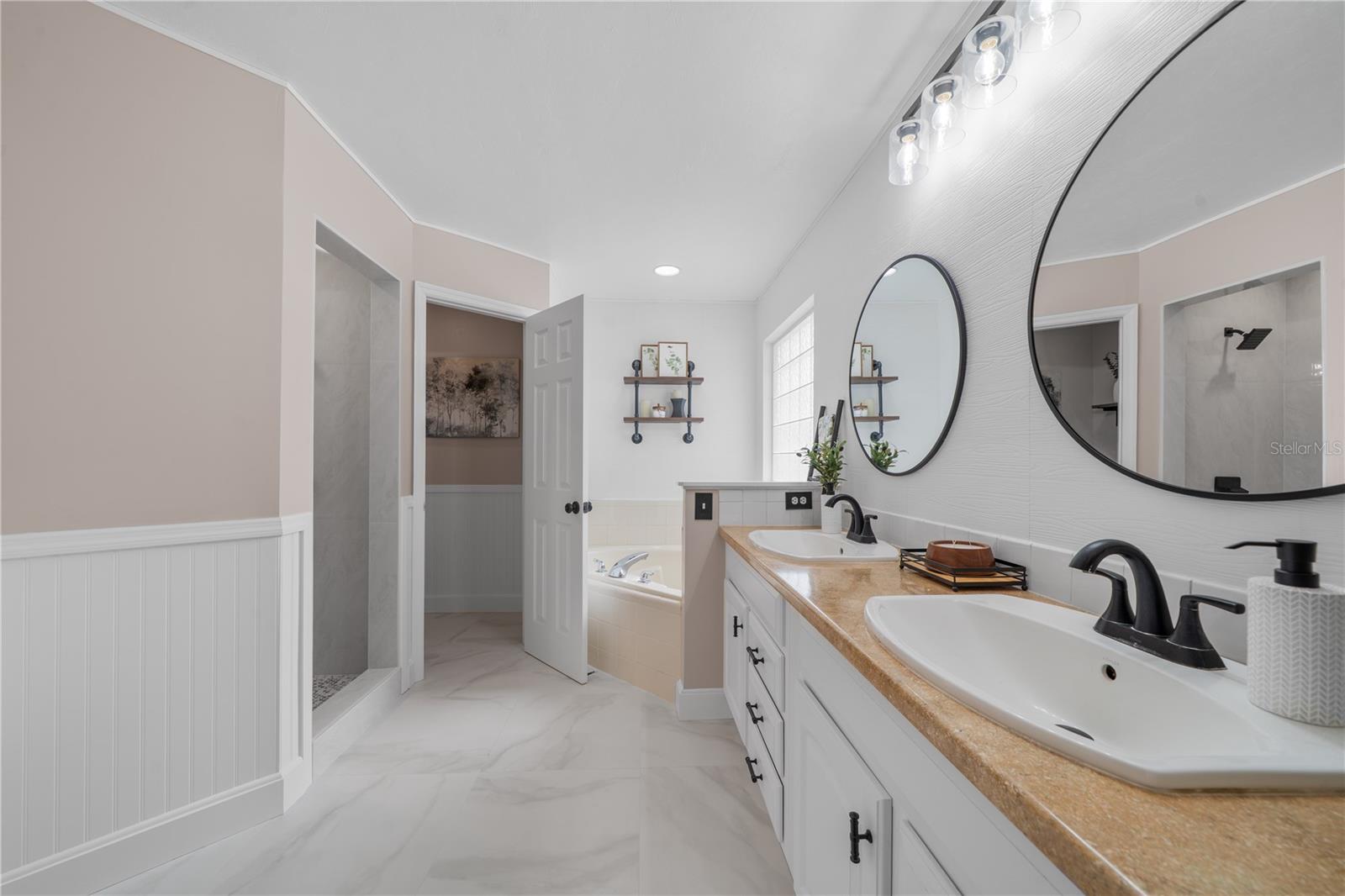 OAK GLEN PH I - Residential