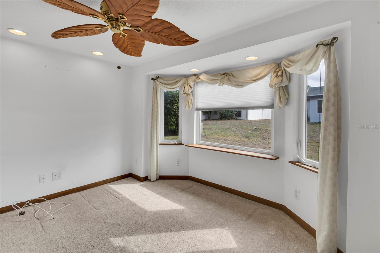 BEACON WOODS VILLAGE - Residential