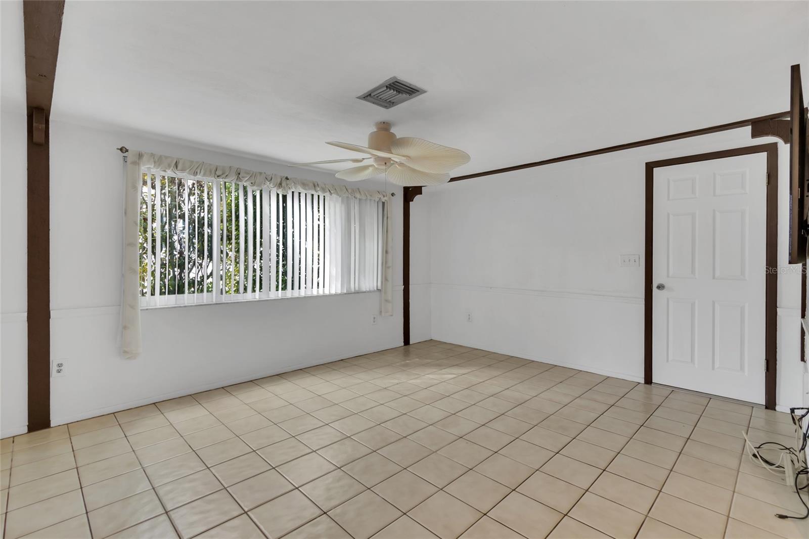 BEACON WOODS VILLAGE - Residential