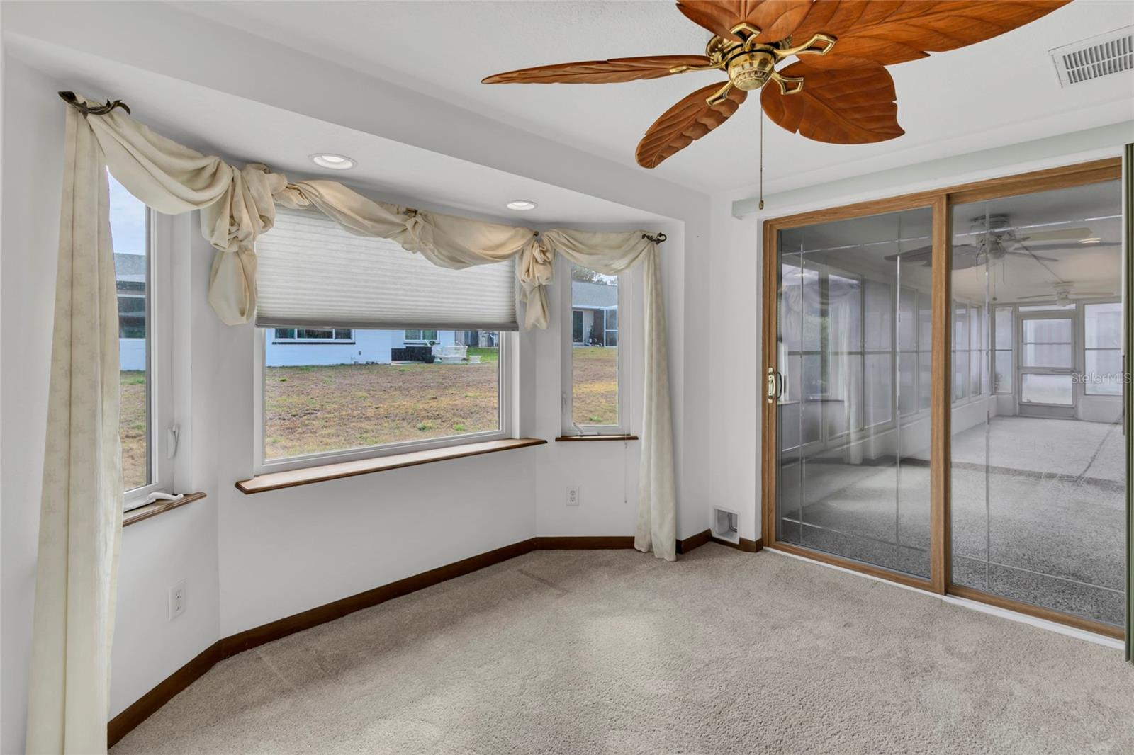 BEACON WOODS VILLAGE - Residential