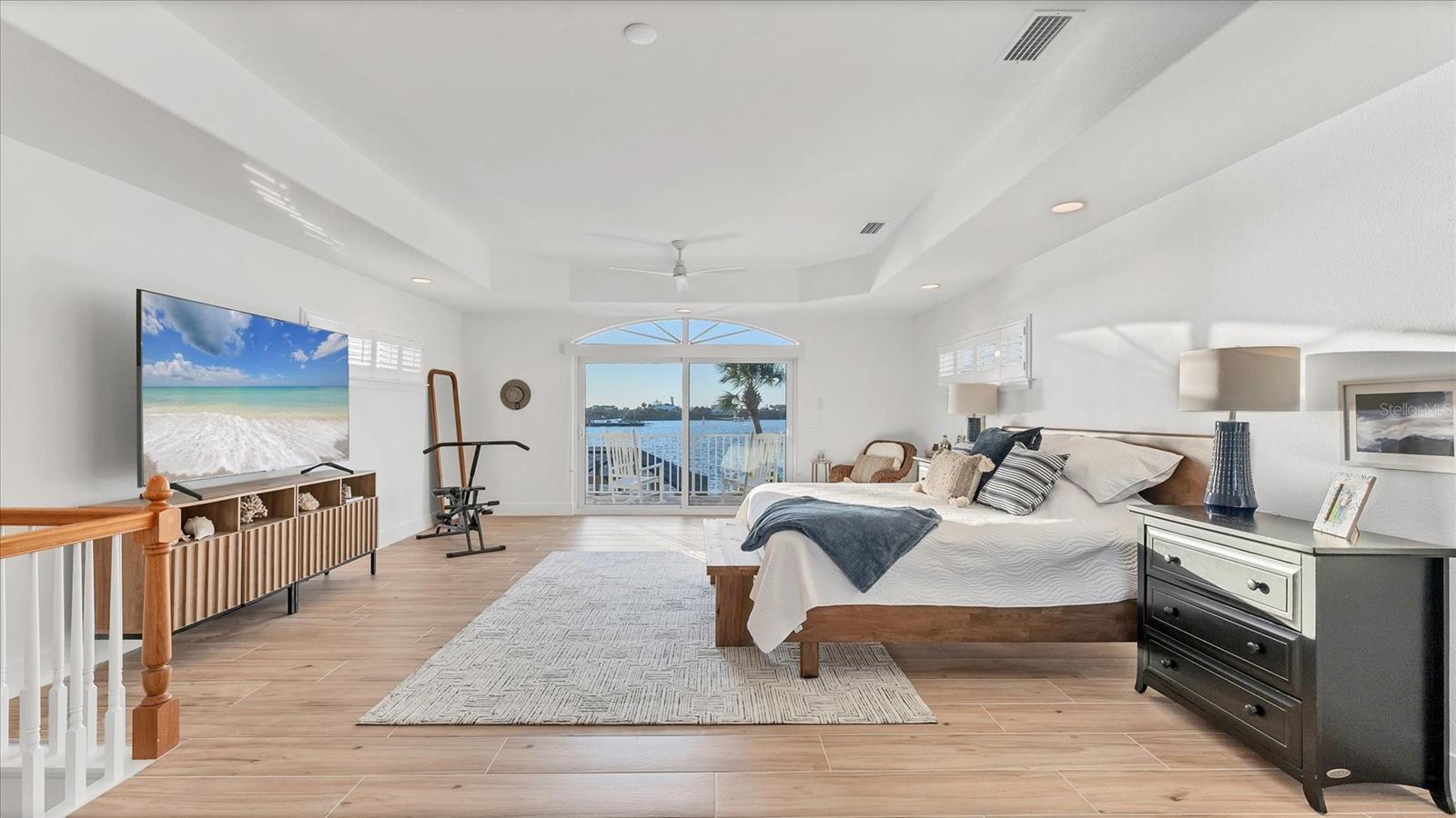 PALM POINT - Residential