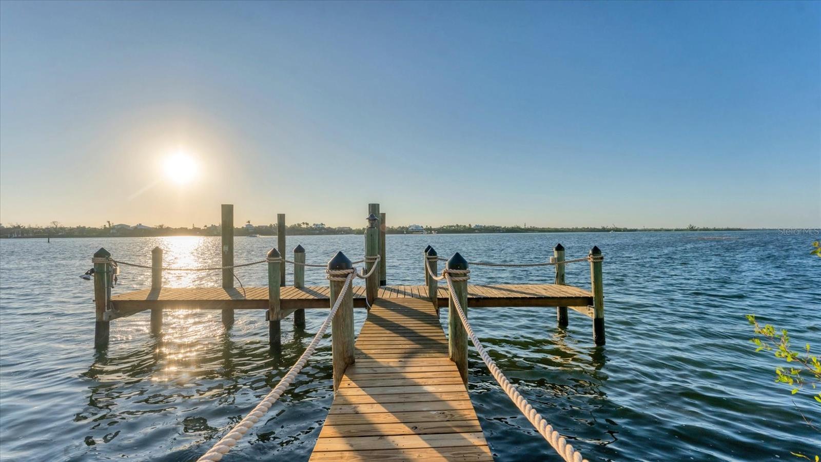 PALM POINT - Residential