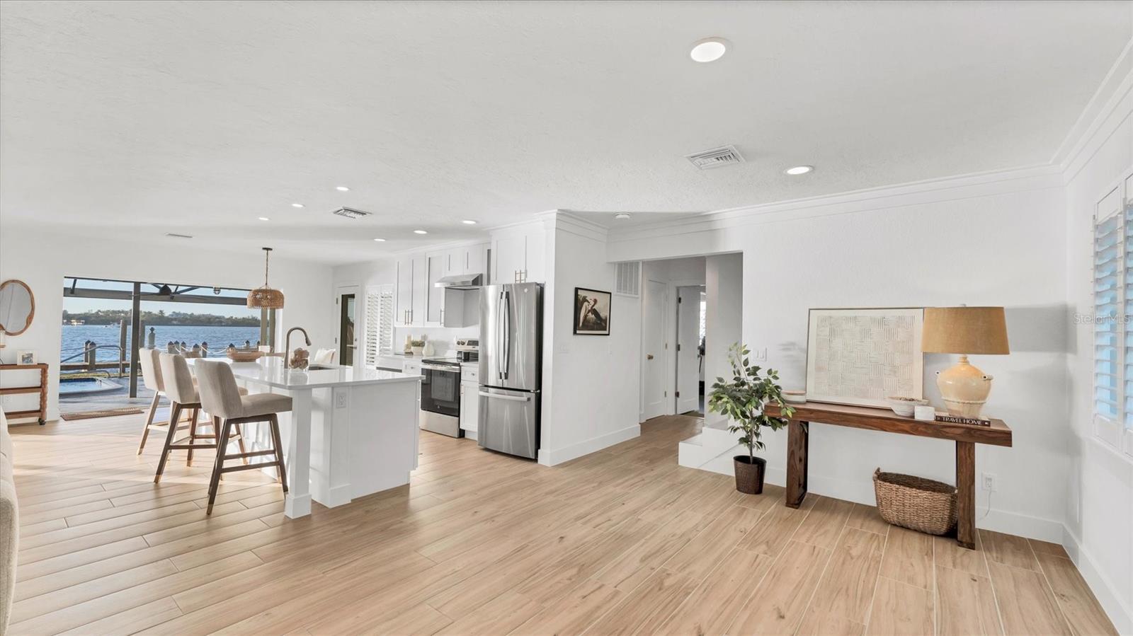 PALM POINT - Residential