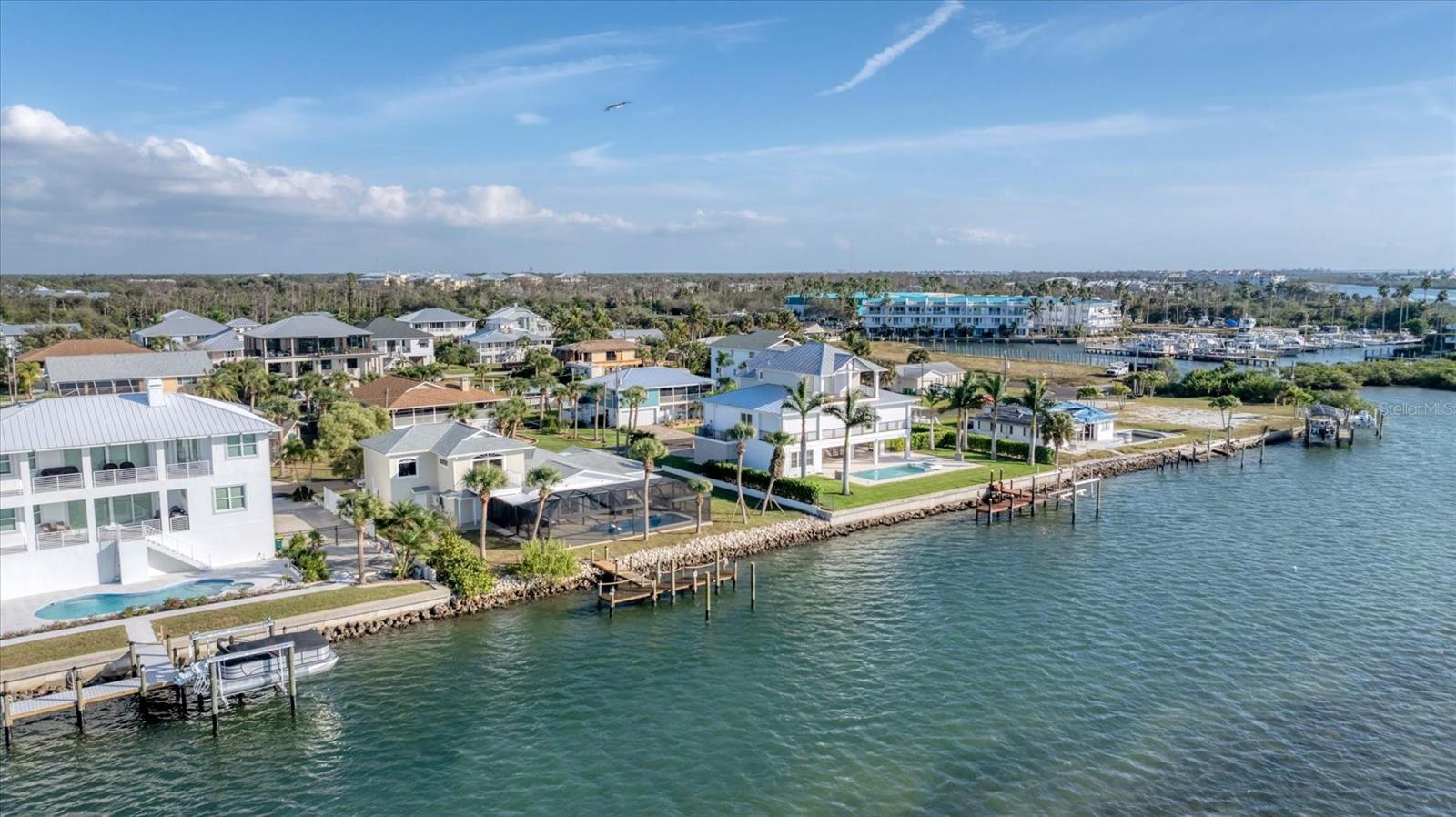 PALM POINT - Residential