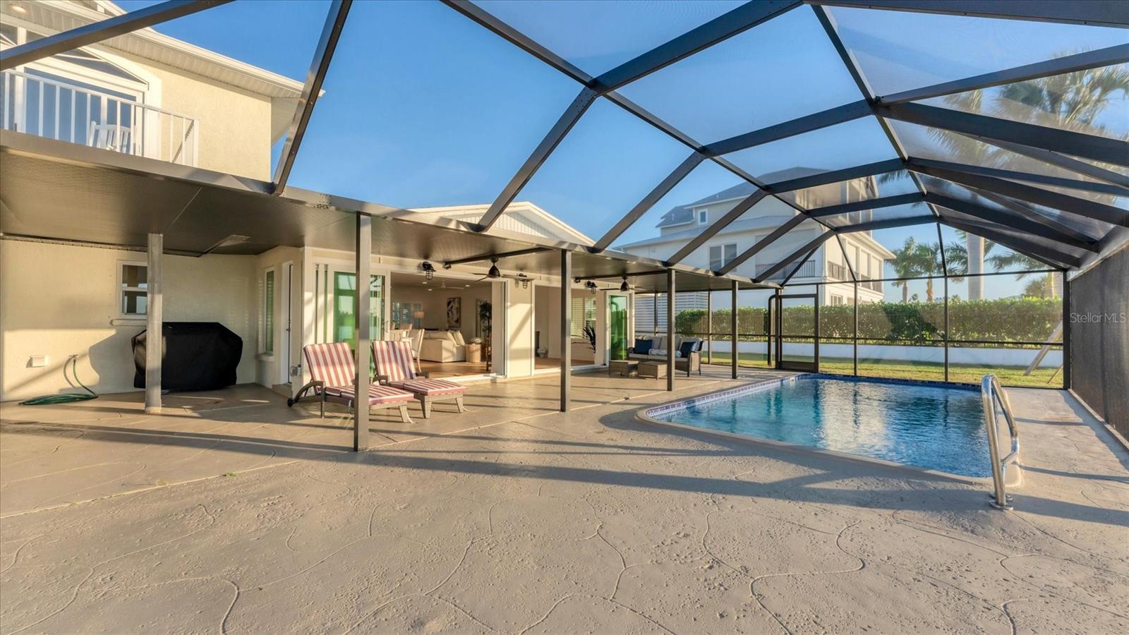 PALM POINT - Residential