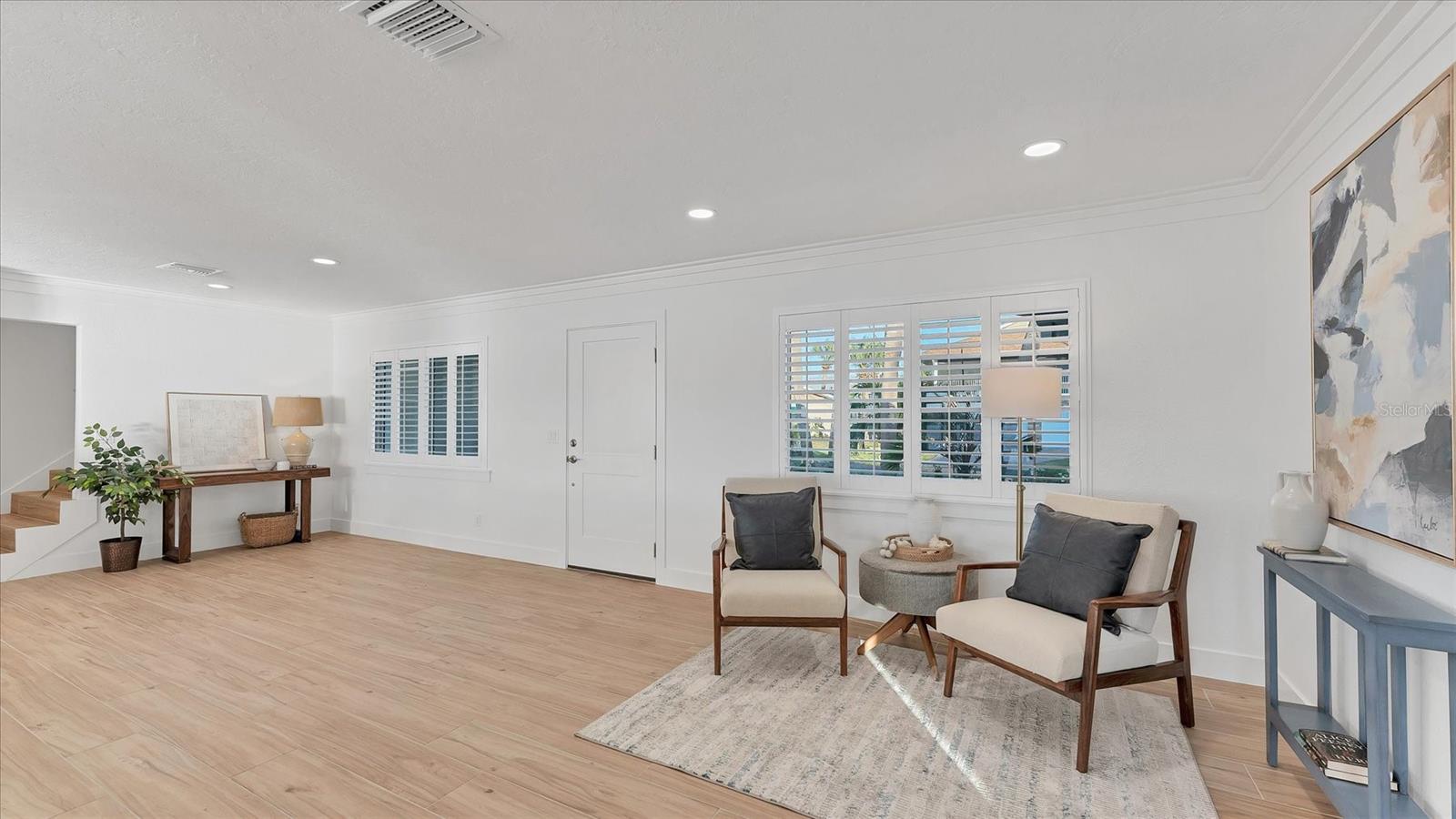 PALM POINT - Residential