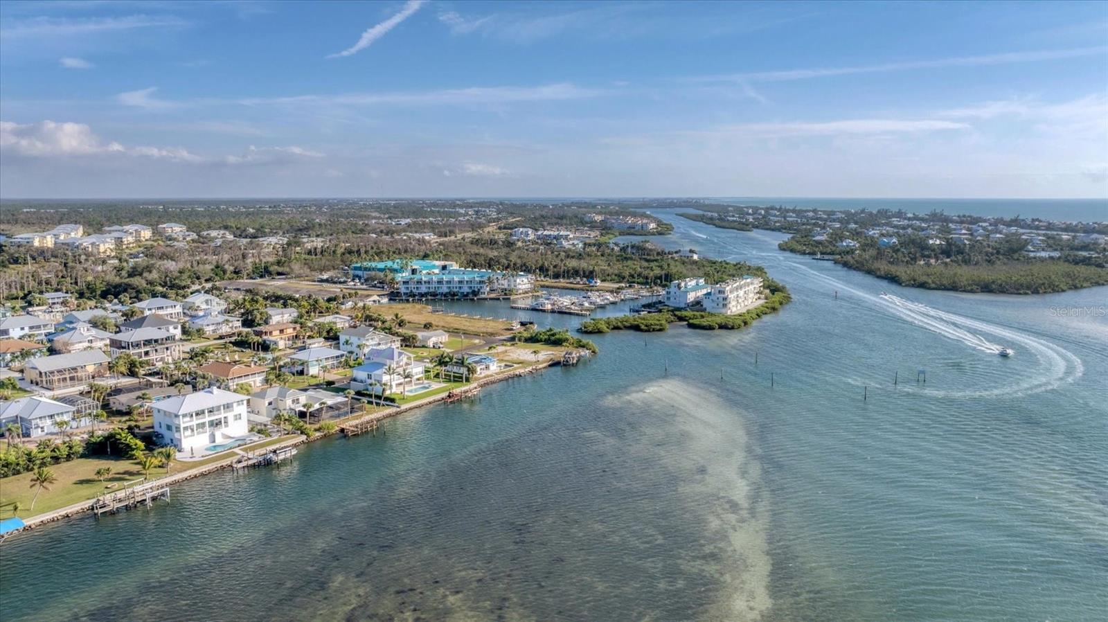 PALM POINT - Residential