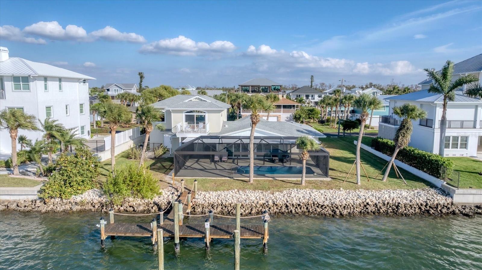 PALM POINT - Residential