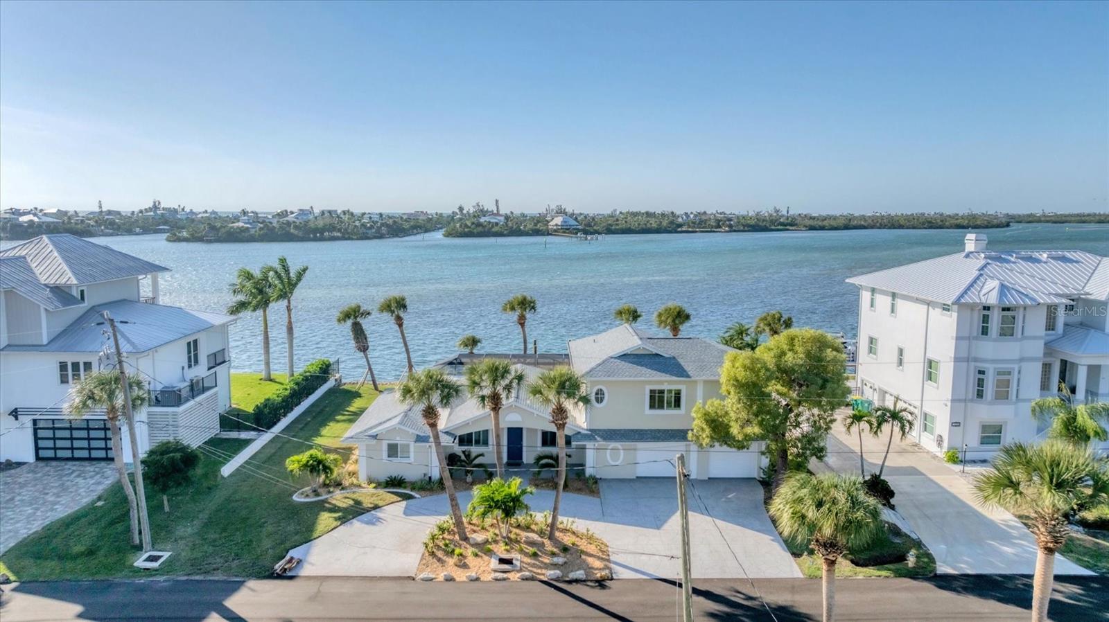 PALM POINT - Residential