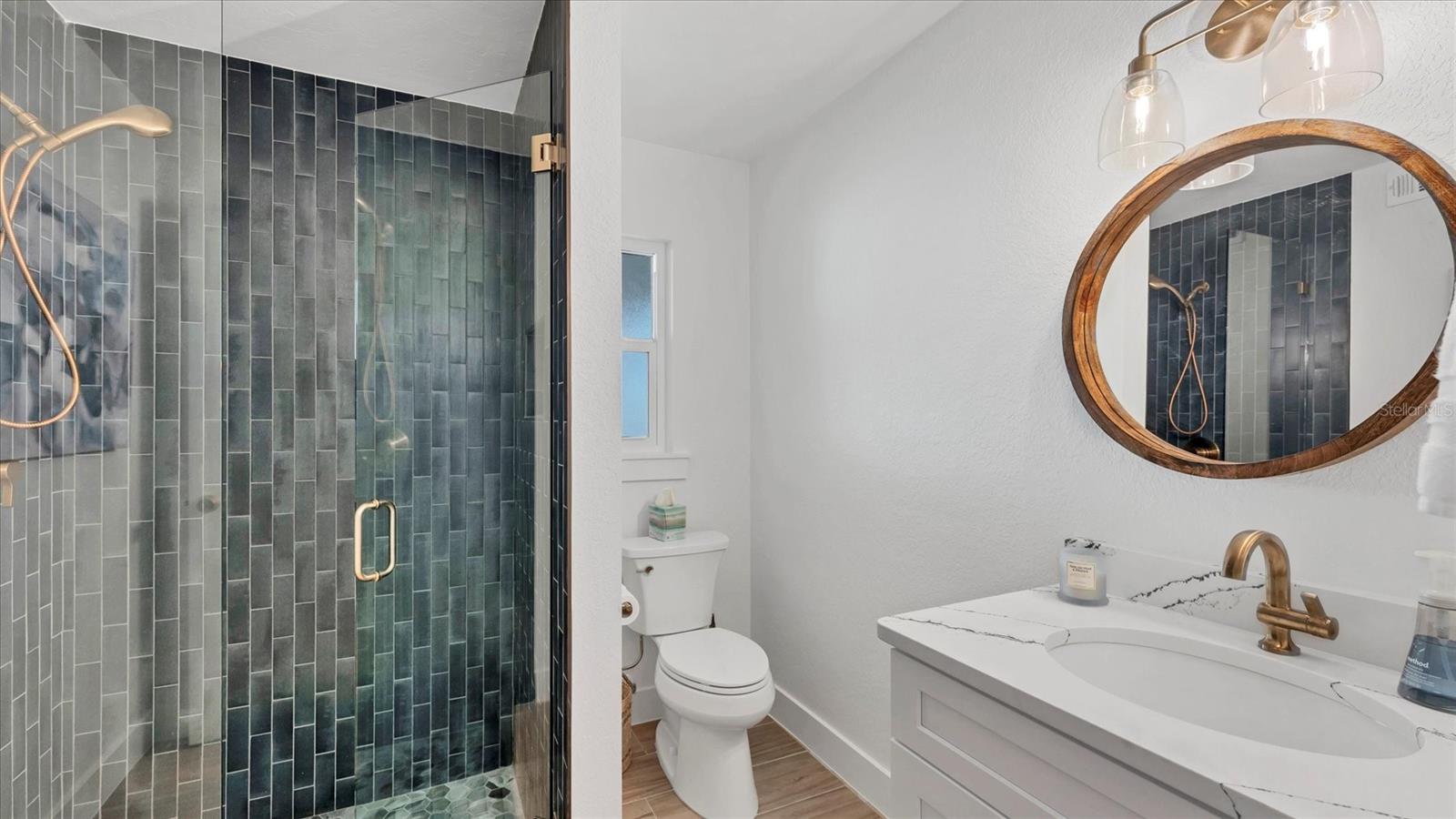 PALM POINT - Residential