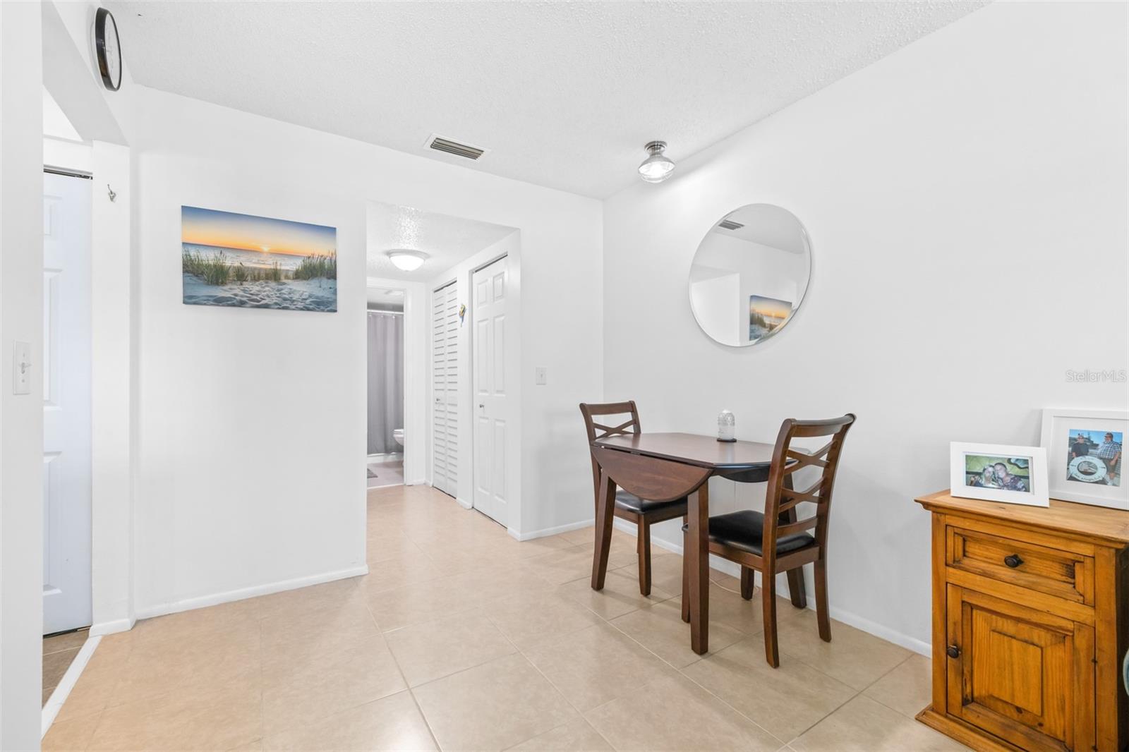 GREEN DOLPHIN PARK CONDO - Residential