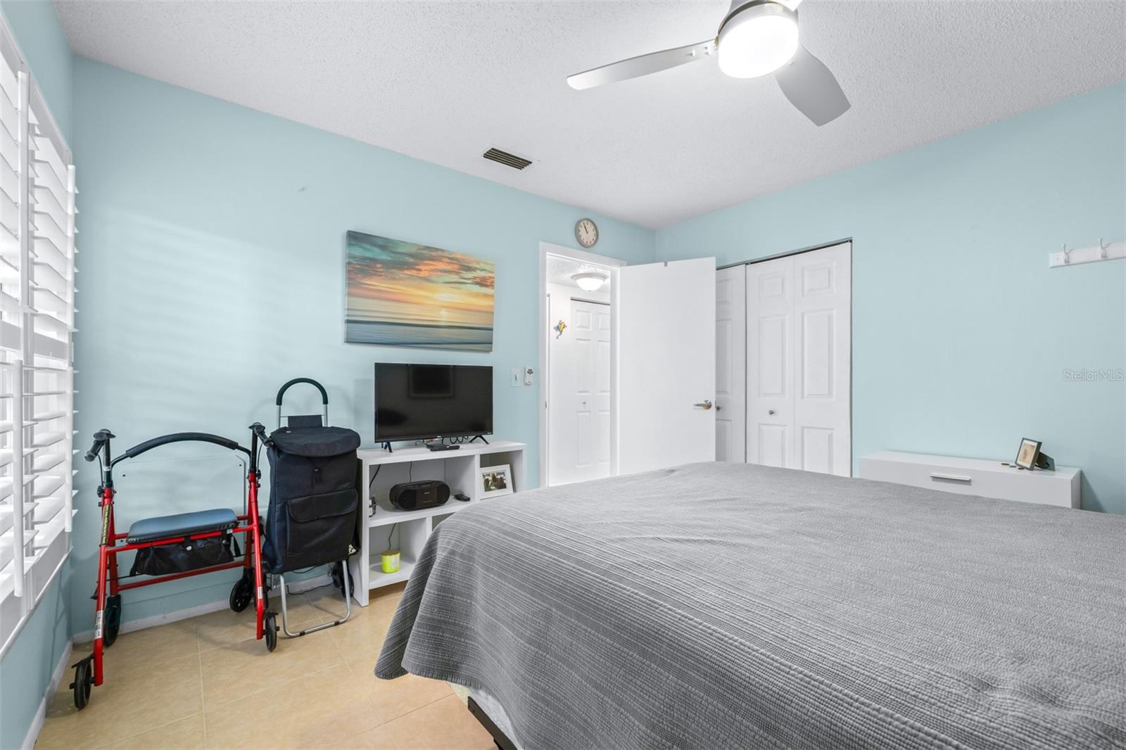 GREEN DOLPHIN PARK CONDO - Residential