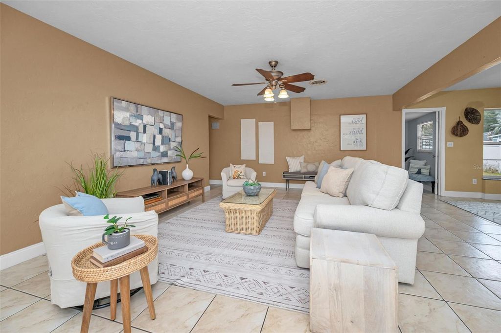 Photo of 6041 5th Avenue N, St Petersburg, FL 33710 (MLS # TB8429970)