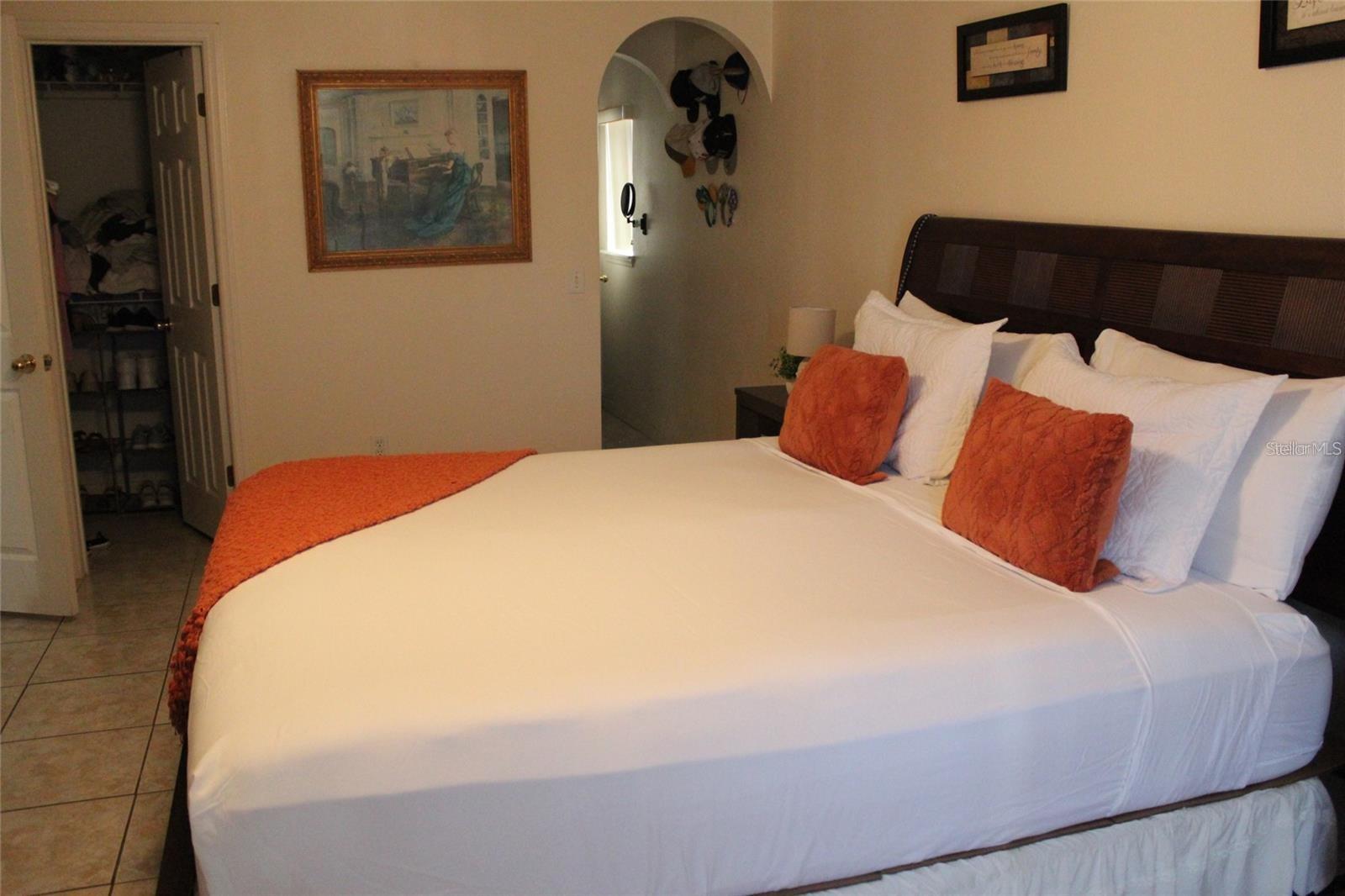 LAKESIDE AT BASS LAKE - Residential Lease