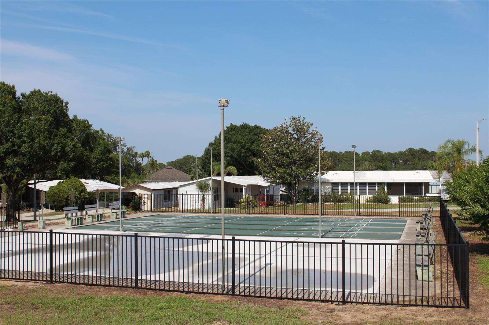 LAKESIDE AT BASS LAKE - Residential Lease