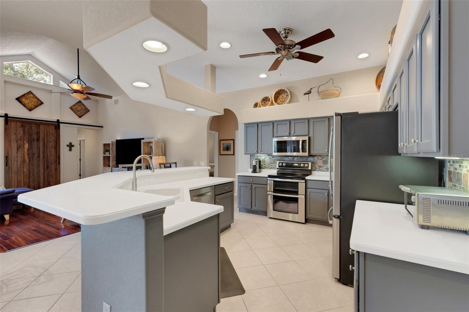 TURTLE ROCK PARCELS I & J - Residential