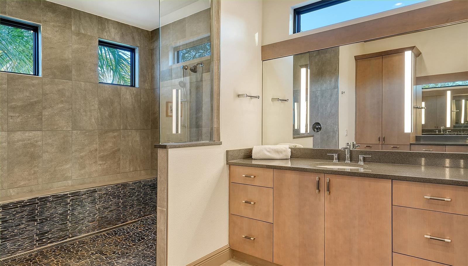 THE LANDINGS - Residential