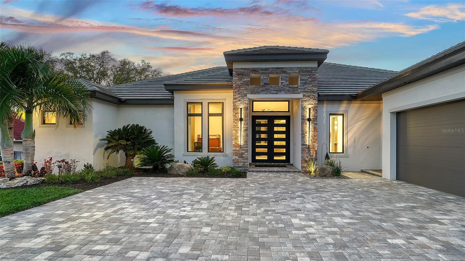 THE LANDINGS - Residential