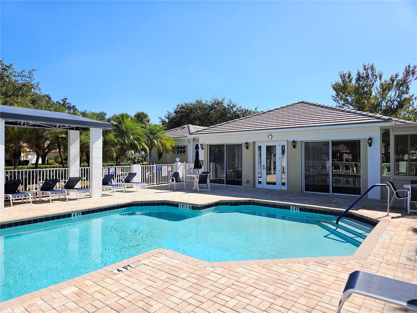 PATIOS 03 OF ST ANDREWS PARK AT PLANTATION THE - Residential Lease