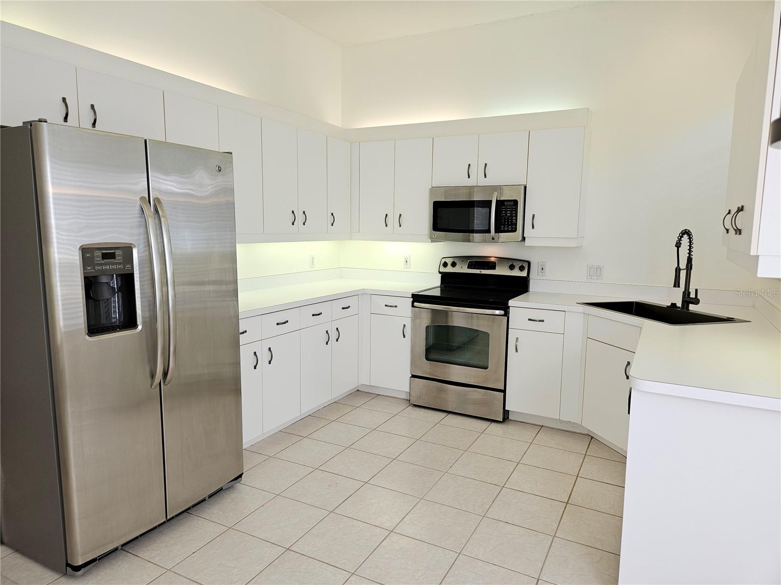 PATIOS 03 OF ST ANDREWS PARK AT PLANTATION THE - Residential Lease