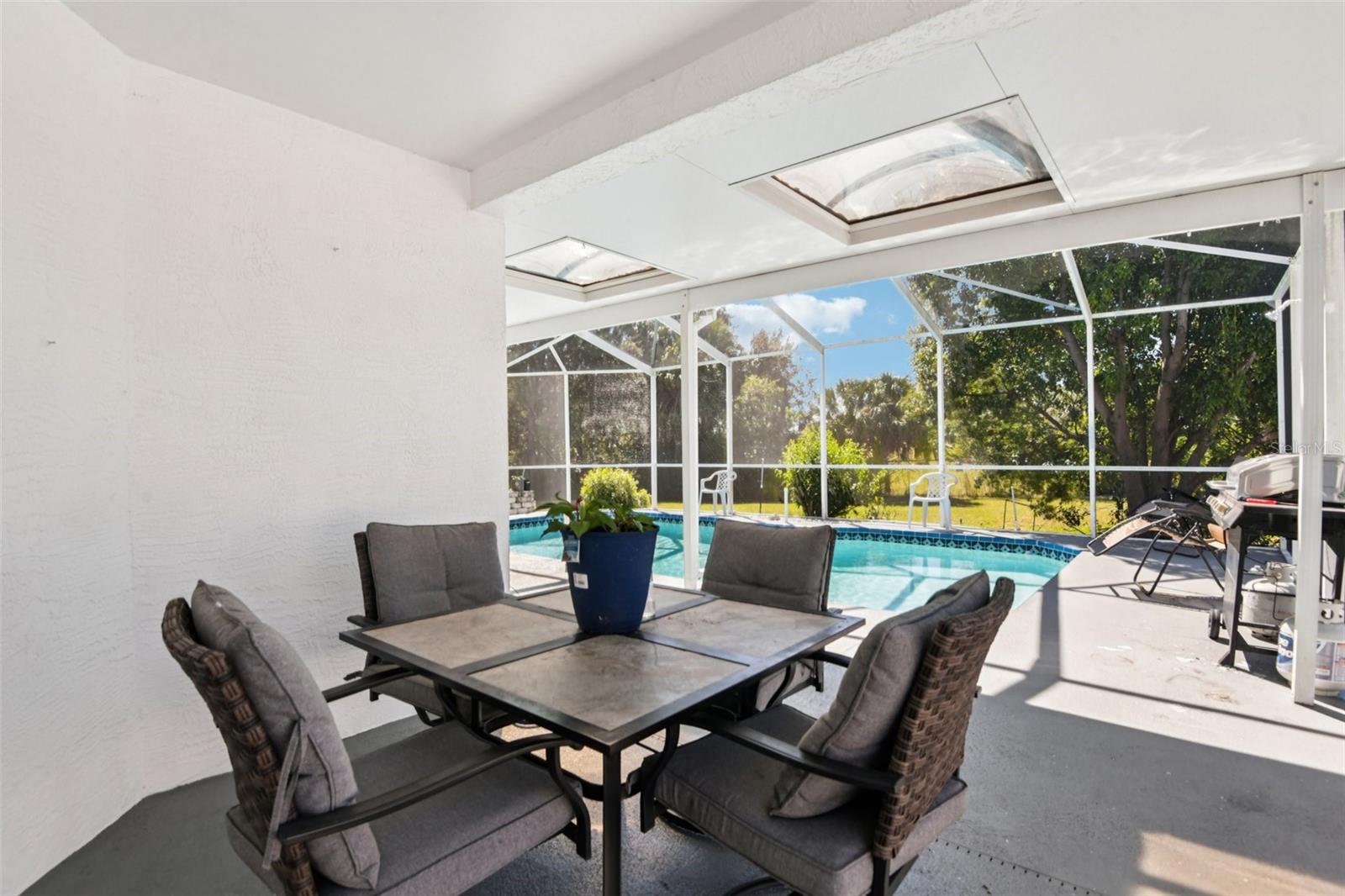 JASMINE TRAILS PH 04 - Residential