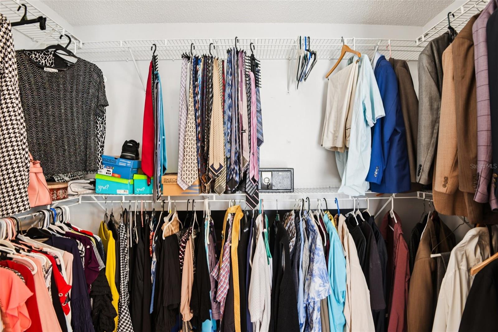 JASMINE TRAILS PH 04 - Residential