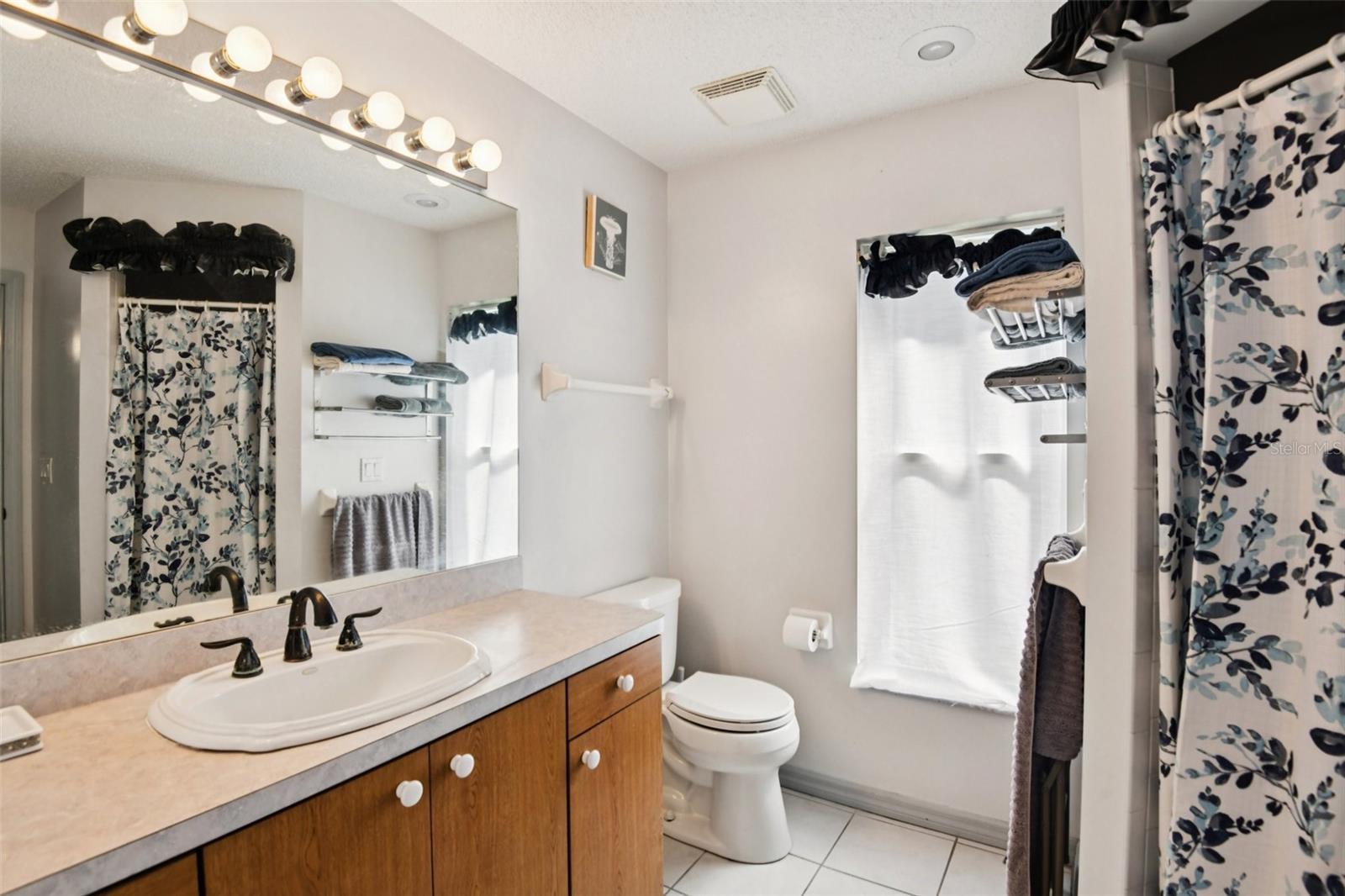 JASMINE TRAILS PH 04 - Residential