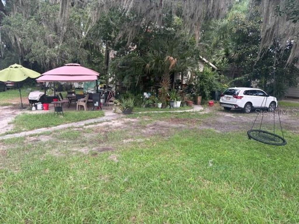 Photo of 1807 E Fort King Street, Ocala, FL 34471 (MLS # OM707431)