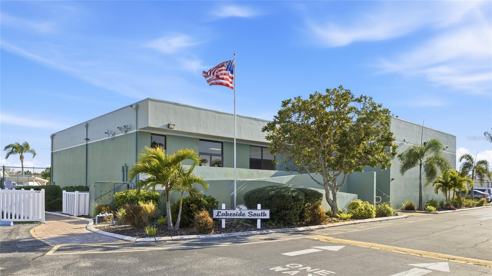 THE VILLAGES OF LAKESIDE SOUTH PHIII REV - Residential