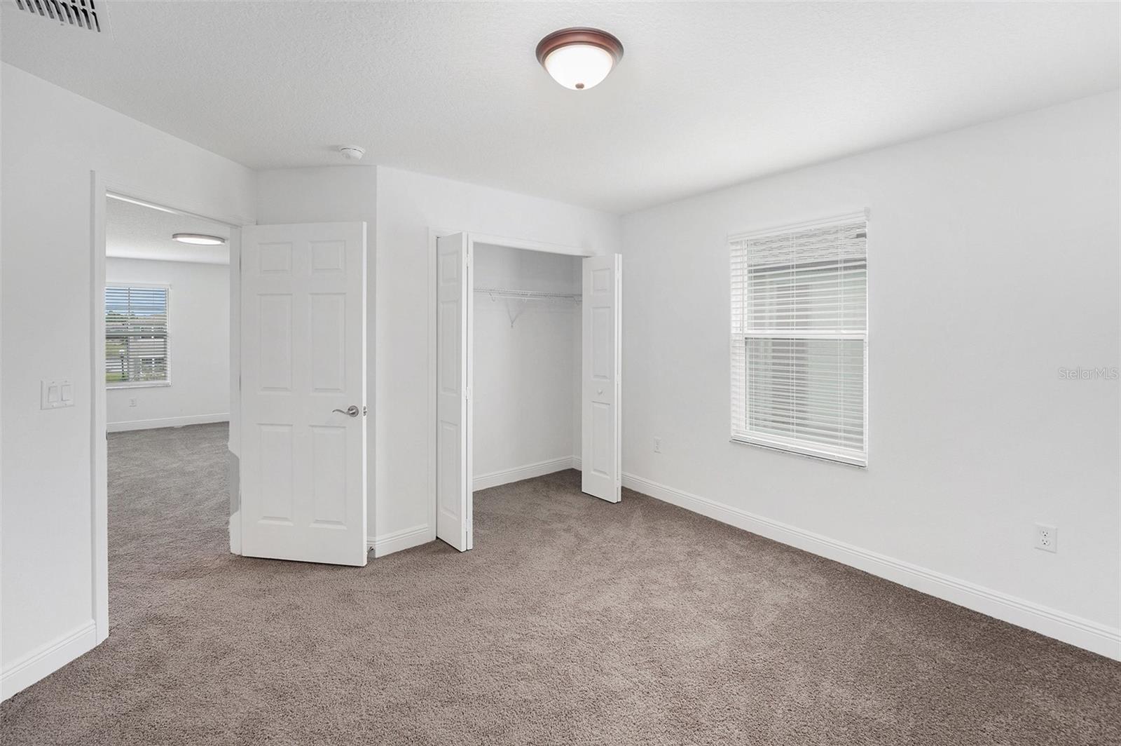 WHISPERING OAKS PRESERVE - Residential