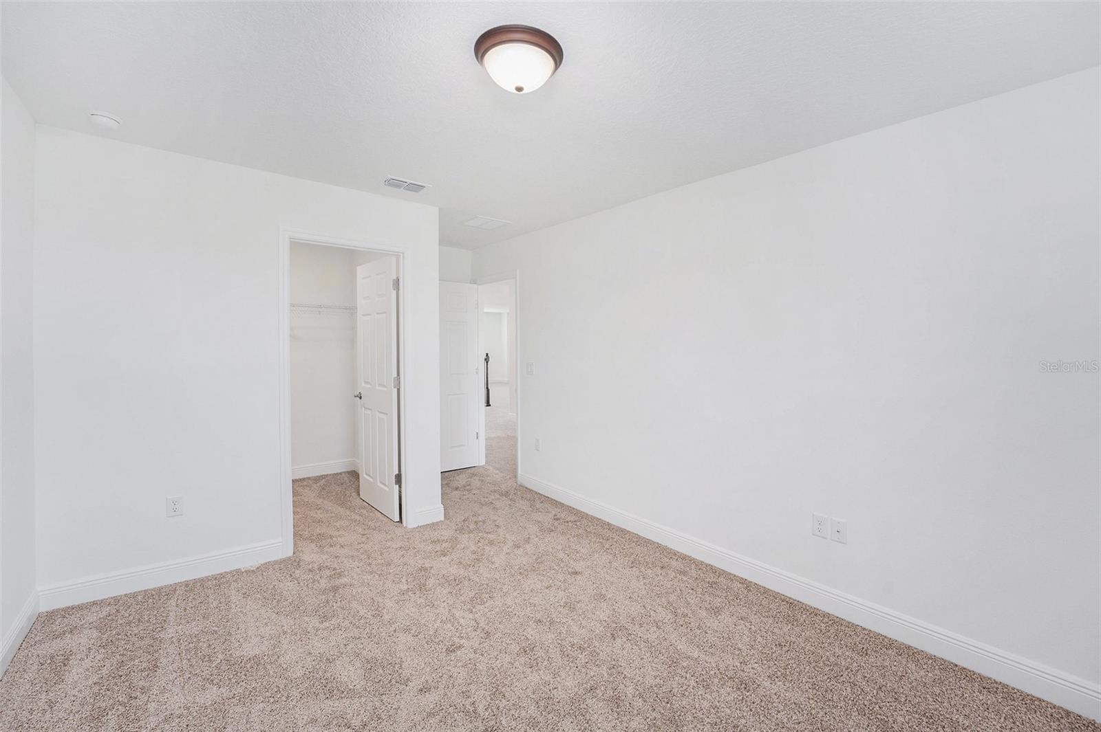 WHISPERING OAKS PRESERVE - Residential