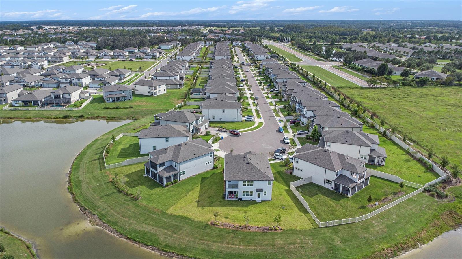 WHISPERING OAKS PRESERVE - Residential