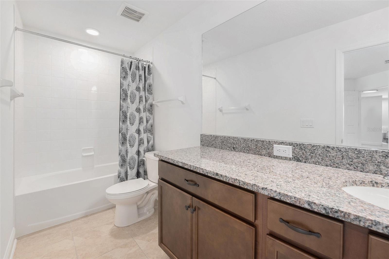 WHISPERING OAKS PRESERVE - Residential