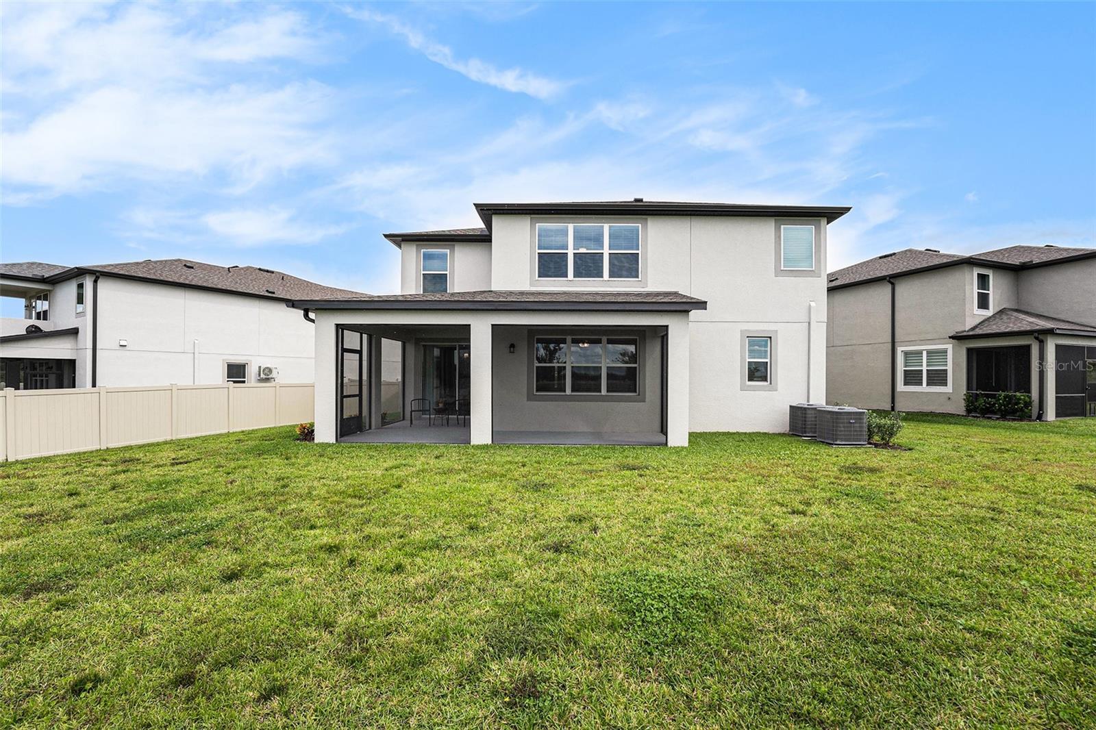 WHISPERING OAKS PRESERVE - Residential